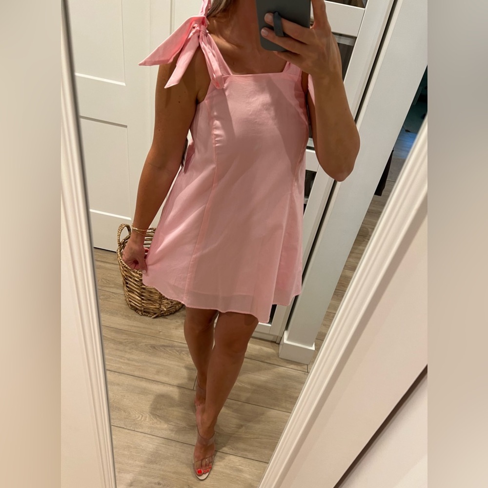 Pink mini dress with shoulder ties and pockets size XS